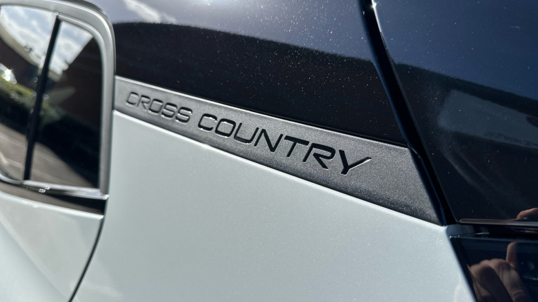 Volvo EX30 315kW TM Perf Cross Country Ultra 69kWh 5dr Auto Electric Estate